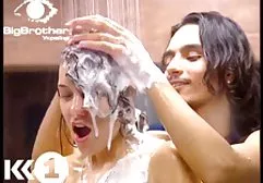 Pis Nicole kolej sex parti bağlı ve yumruklu