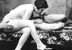 İki lezbian sex party
