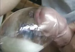 Öğrenci genç İngiliz real sex parti kız, Alana Smith, banyo ve mastürbasyon