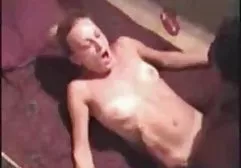 İnce parti sexs izle Bayan üçlü anal ૦ mezarlar seviyor